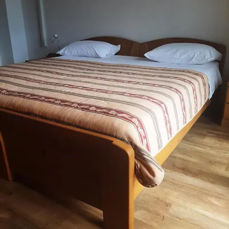 Eta Guest house *