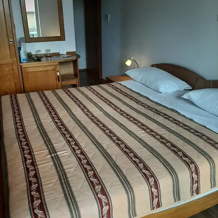 Eta Guest house Cres