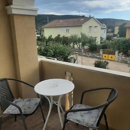 Eta * Cres