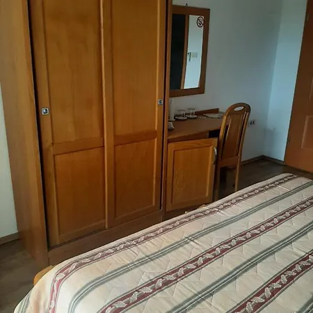 Eta Πανσιόν 3*