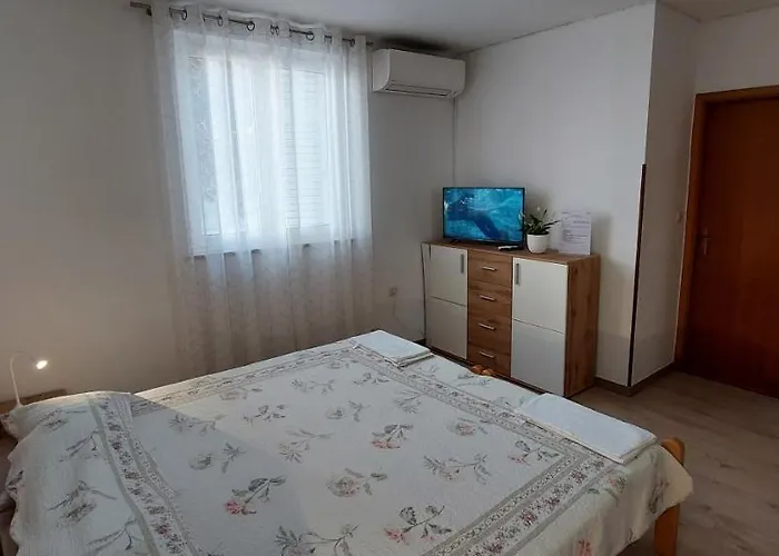 Eta Pensjonat