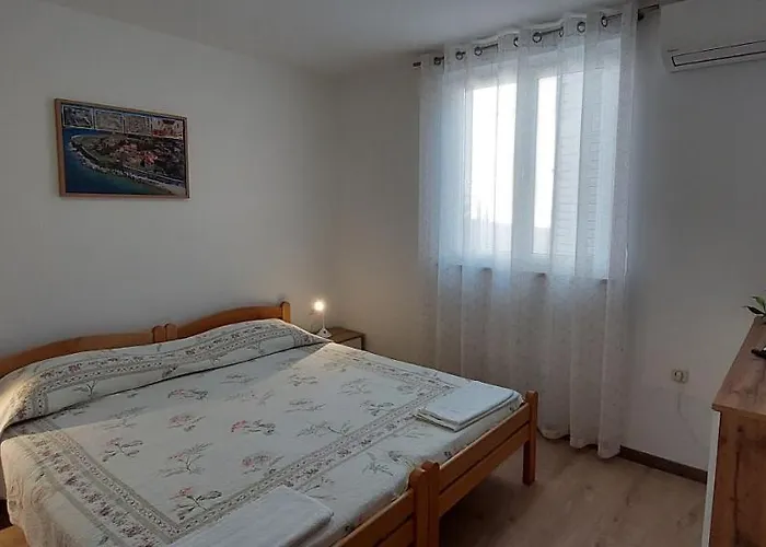 Eta Πανσιόν 3*