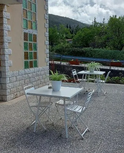 Πανσιόν Eta 3*